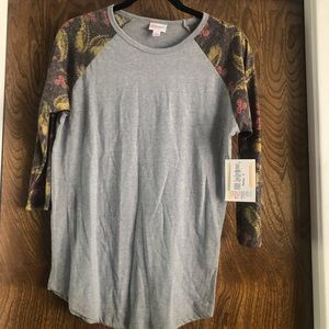 New with tags LulaRoe Randy tee